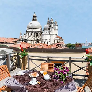  Апартаменты Dorsoduro Charme By Wonderful Italy Италия